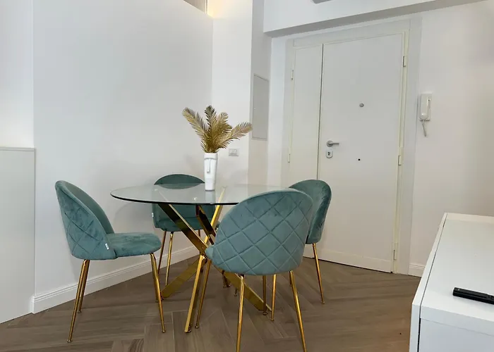 Exclusive With Garden - Ponte Milvio *